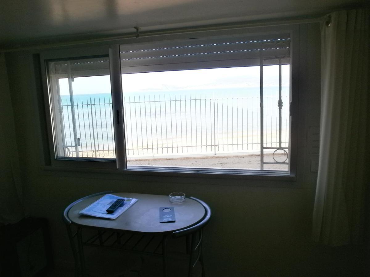 Au Tapis De Sable Saint-Cyr-sur-Mer Quarto foto