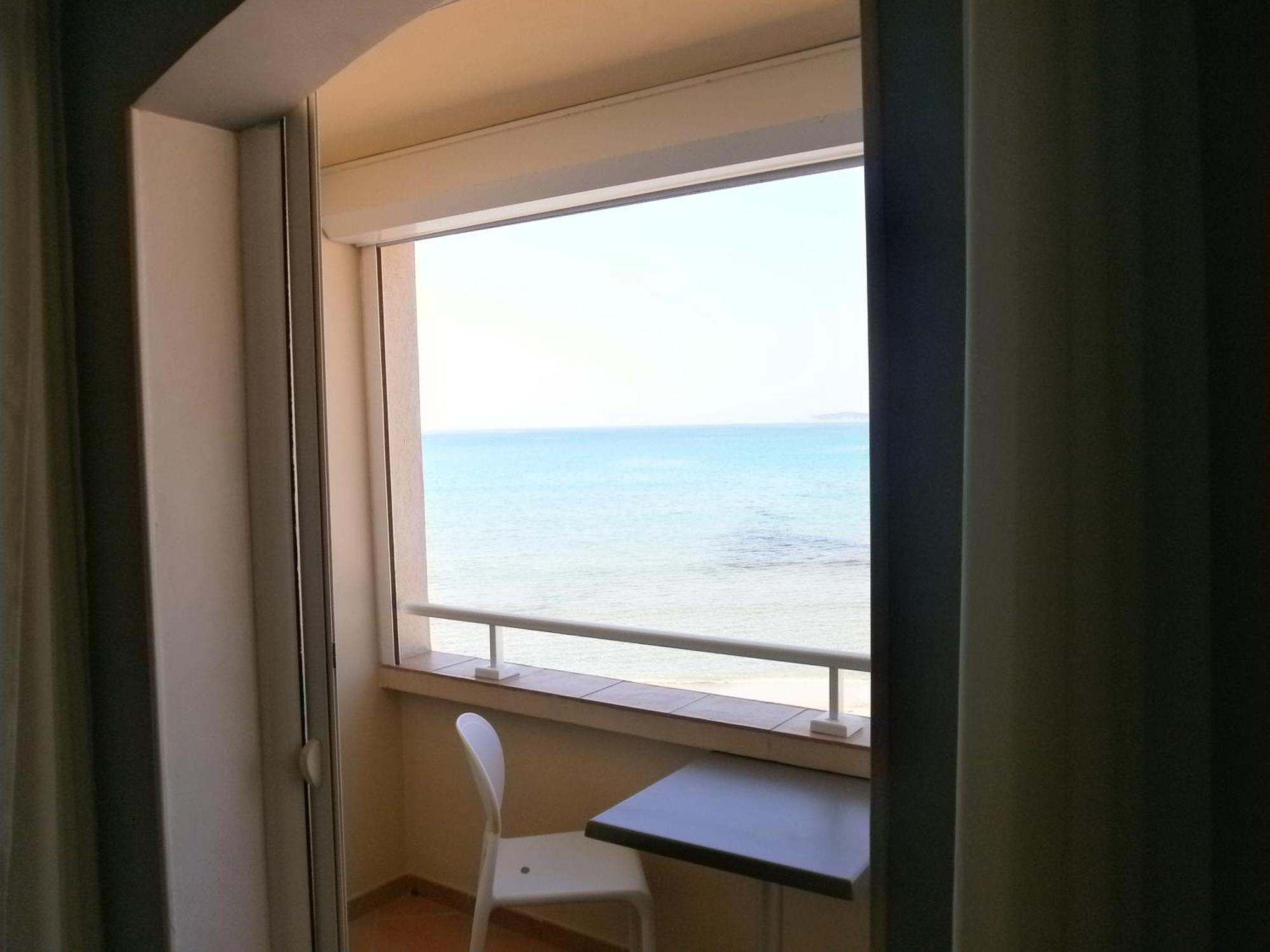 Au Tapis De Sable Saint-Cyr-sur-Mer Quarto foto