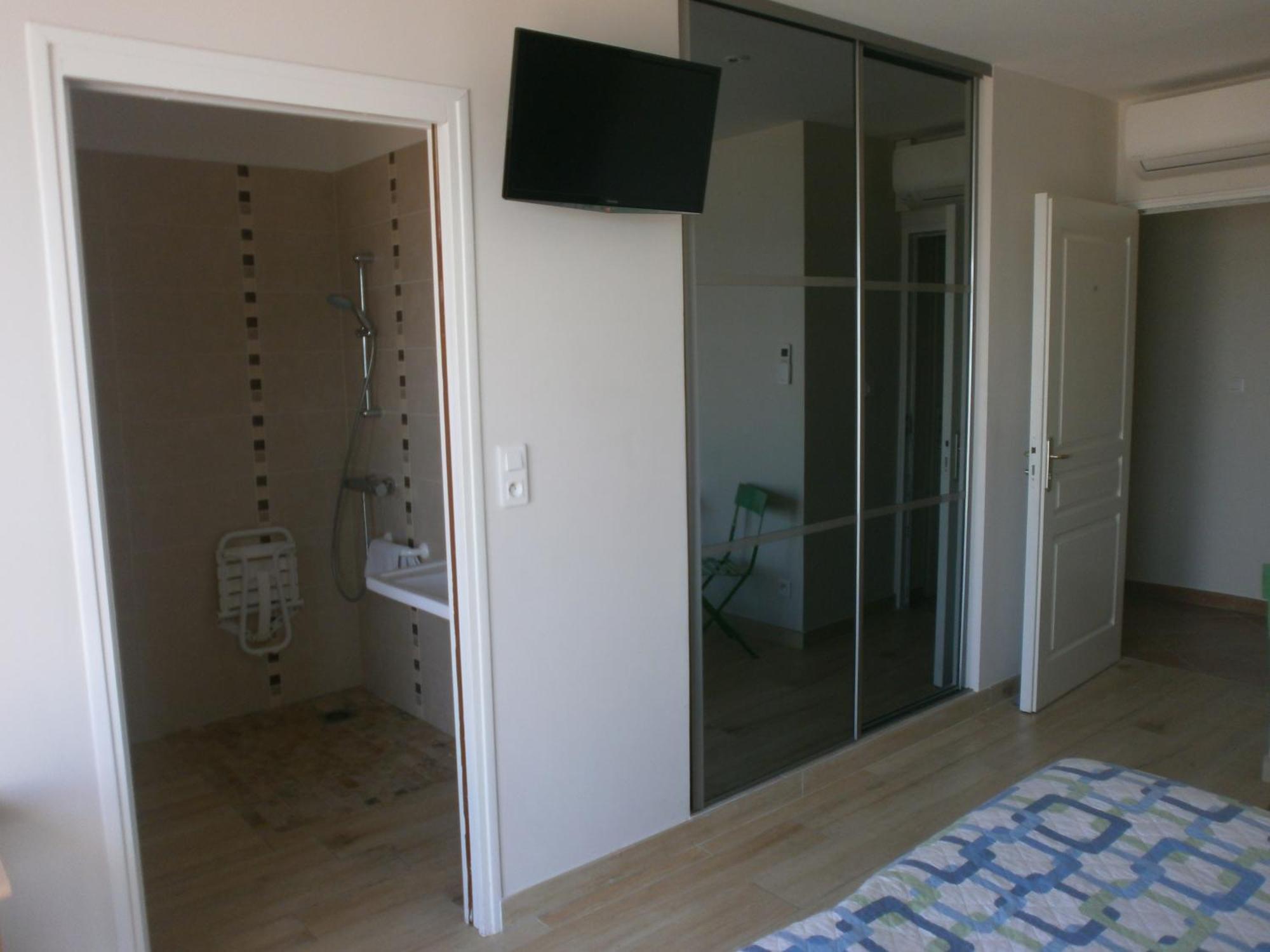 Au Tapis De Sable Saint-Cyr-sur-Mer Quarto foto