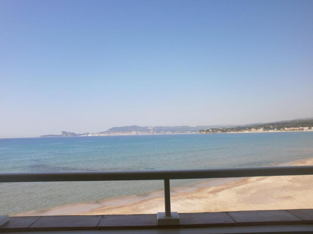 Au Tapis De Sable Saint-Cyr-sur-Mer Quarto foto